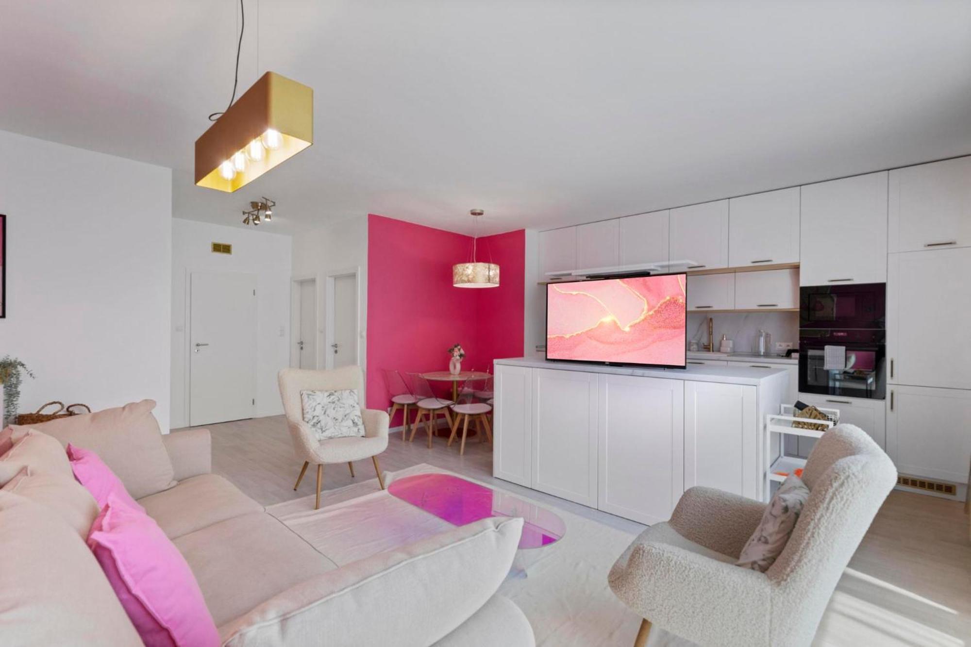 Ferienwohnung Lam Pink - Jacuzzi - Ac - Ps4 Pressburg Exterior foto